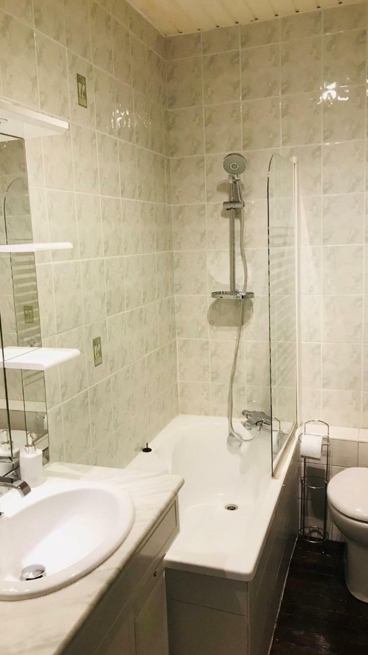 Logis De La Clartiere Bed & Breakfast Falleron Екстериор снимка