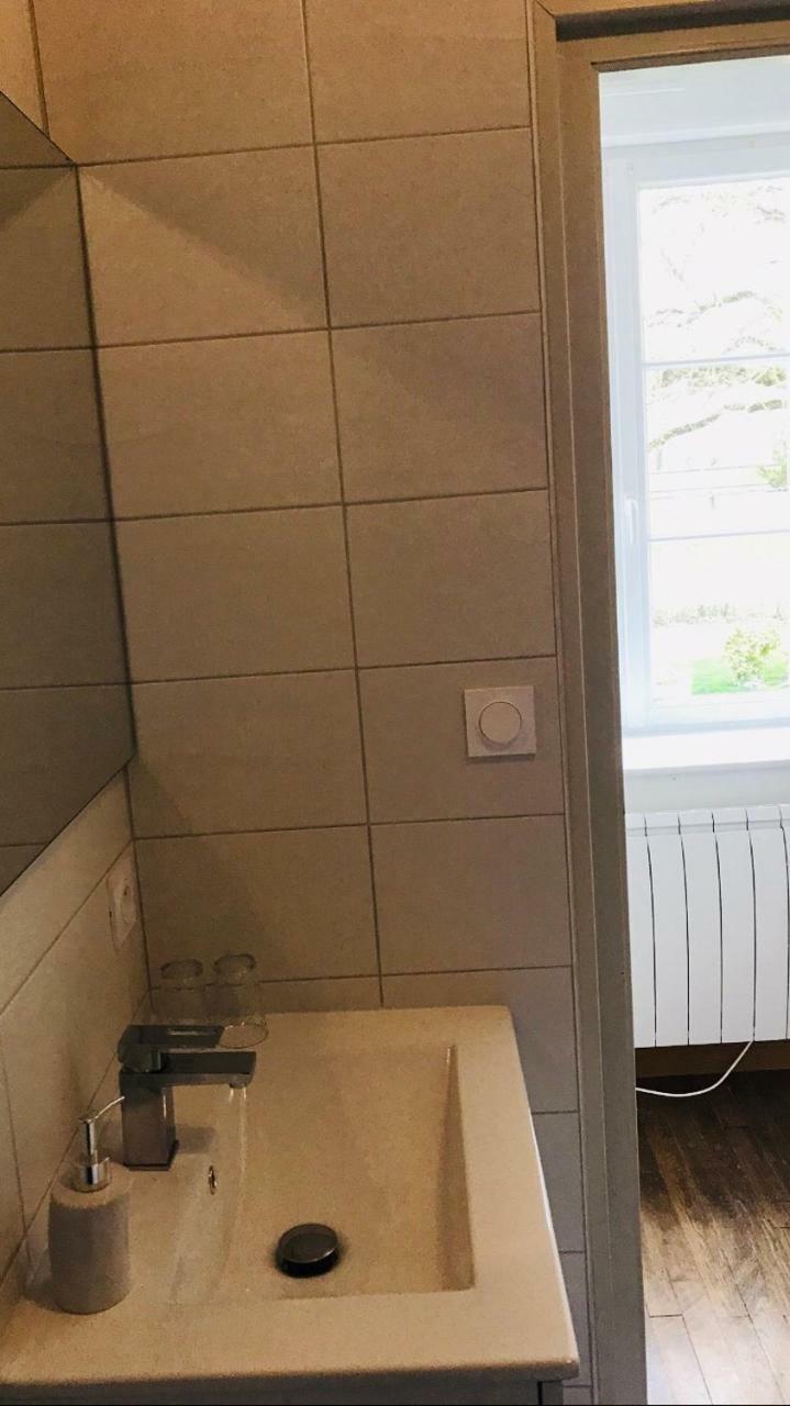 Logis De La Clartiere Bed & Breakfast Falleron Екстериор снимка