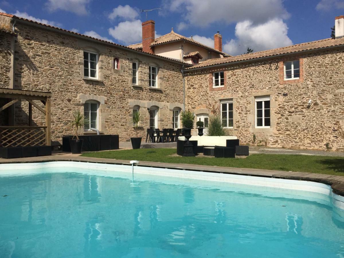 Logis De La Clartiere Bed & Breakfast Falleron Екстериор снимка