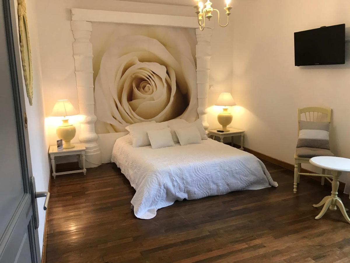 Logis De La Clartiere Bed & Breakfast Falleron Екстериор снимка